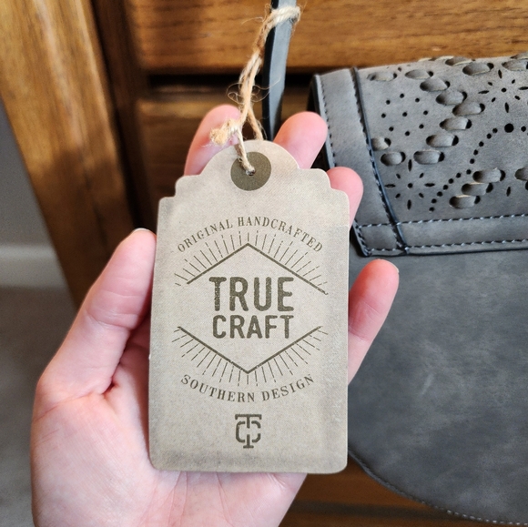 True Craft Western Inspired Crossbody Bag - Picture 3 of 13